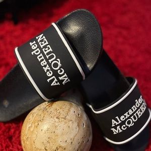 Alex Mcqueen Pool Slides | Black | Size 10